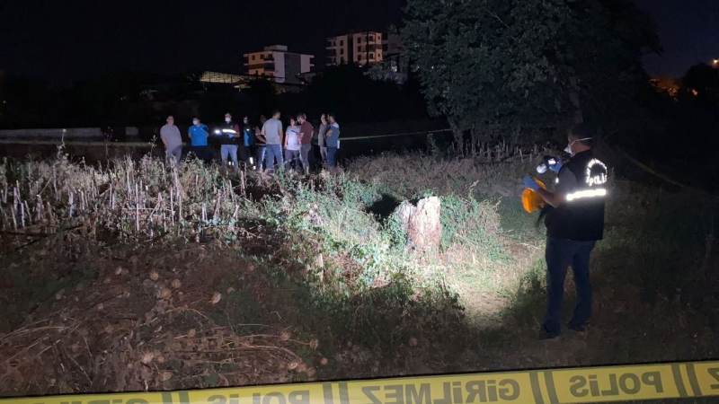Kavga ettiği amcasını sokak ortasında tabancayla vurdu